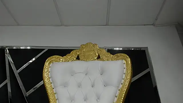 Aisha_hotts777 webcam