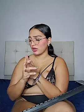 Mia_em webcam