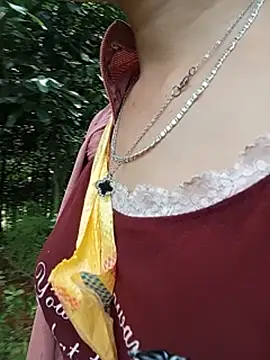 Heryy_xx webcam