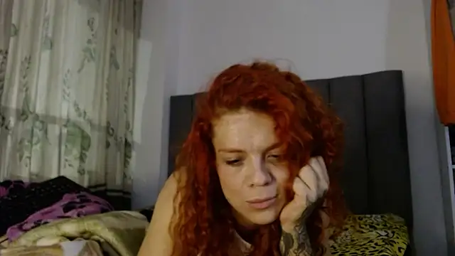 saara_johnson496 webcam