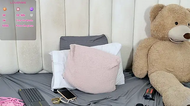 ela_ebony_ live cam on StripChat