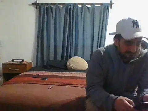 tanobighorse live cam on StripChat