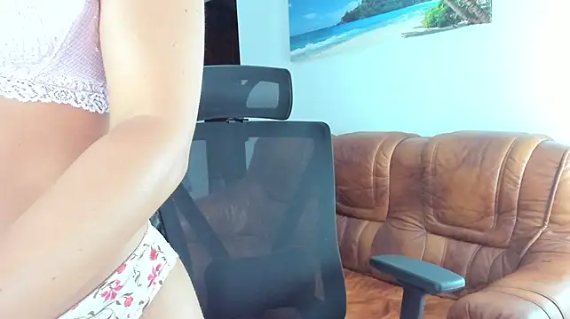 HeavenAva webcam