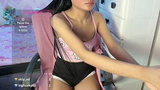 Mica_Jones