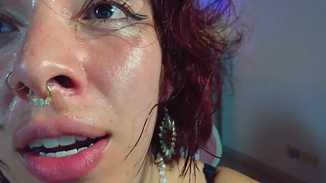 bri_von_dhara__ webcam