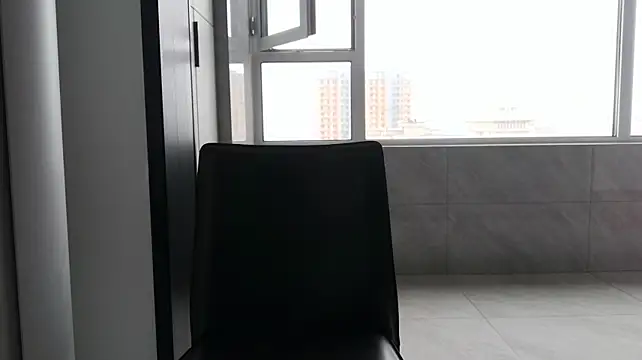 nole_china7 (Ask my age) - talk / fun / cum