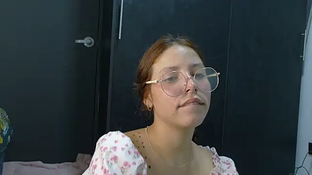 Miranda-cambell live sex cam