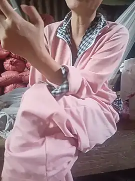 Linda-yiyi webcam