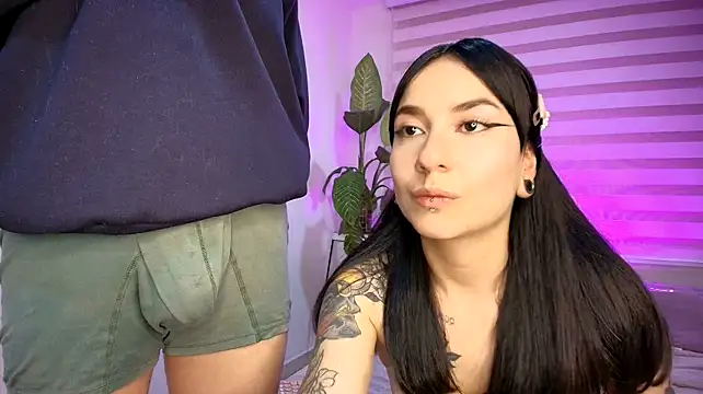 Sky_Intimate webcam