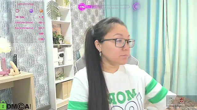 gentle_muse live cam on StripChat