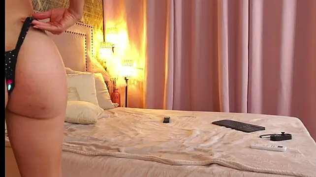 ChiaraWillow webcam