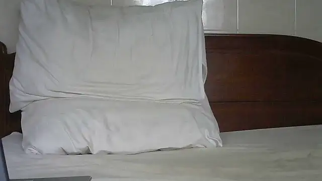 HotHunkHarry webcam