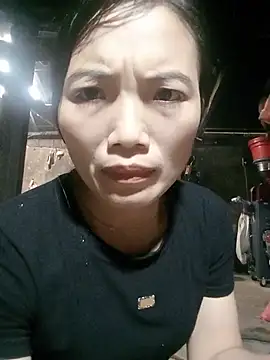 ngan-cute webcam