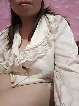 julybe webcam