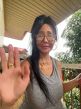 sweetieme's Live Sex Cam Show