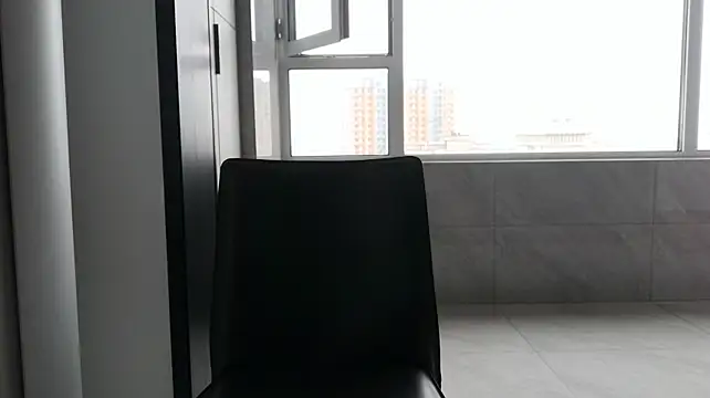 nole_china7 (Ask my age) - talk / fun / cum