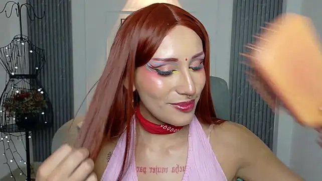 auravg webcam
