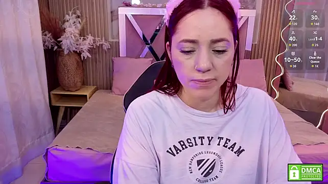 ANNE_TAY1