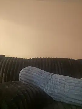 s87southern live cam on StripChat