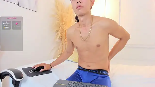Naomi_and_jake webcam