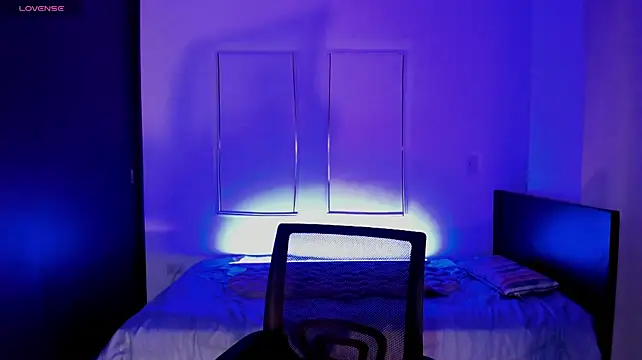 MeganWhite3