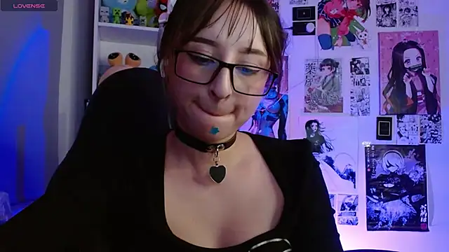 CelesteAyase webcam