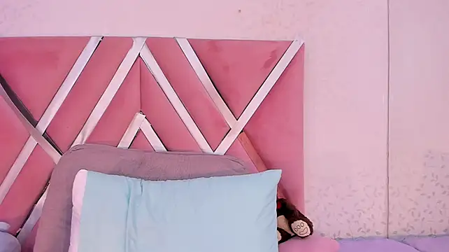 aniemorningstar's live room