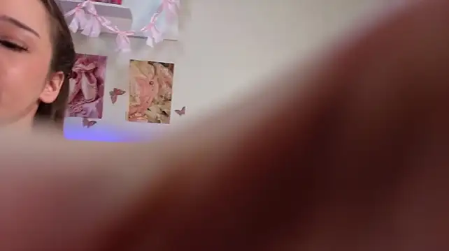 Milly_Lane webcam