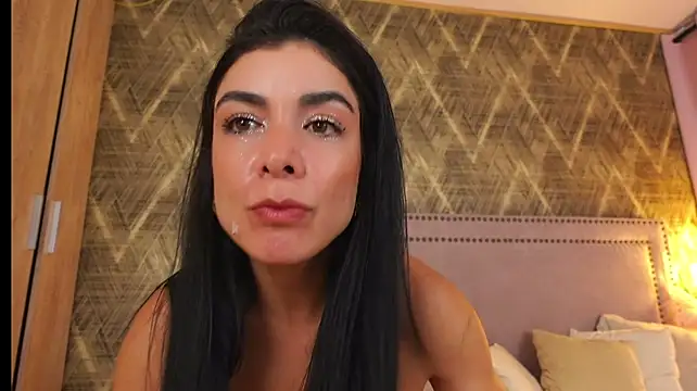 ChiaraWillow webcam