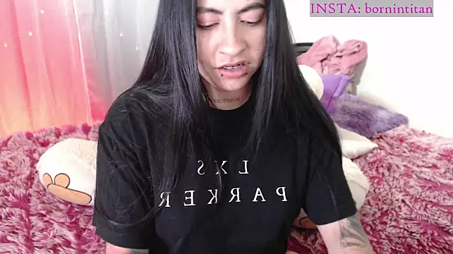 SatansWife webcam