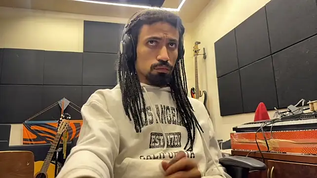 FavelaDaddyCum webcam