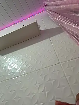lulubratzz webcam