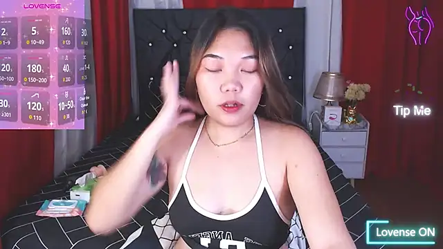 XxSexyPinay4uxX webcam