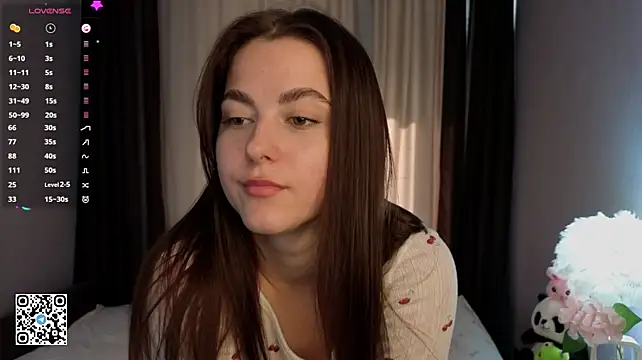 CarolannMirjah webcam