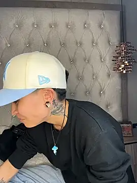 ian_mathias_ webcam
