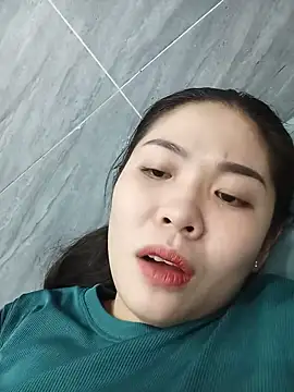 Poly_baby webcam