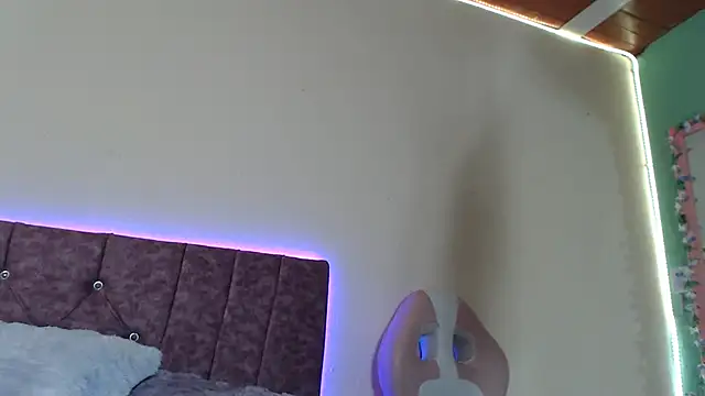 KittyQueen69- webcam