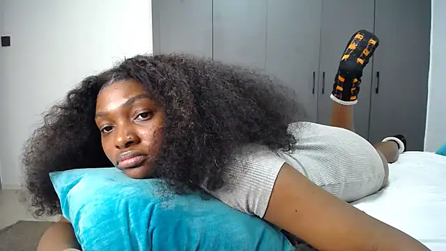 Pretty_Liya08 webcam