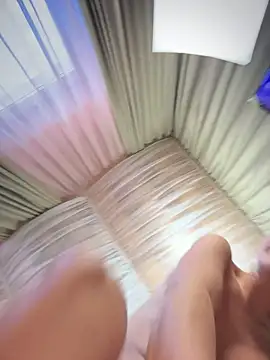 QuietNicole webcam