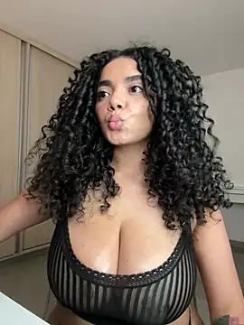Curlyierr webcam