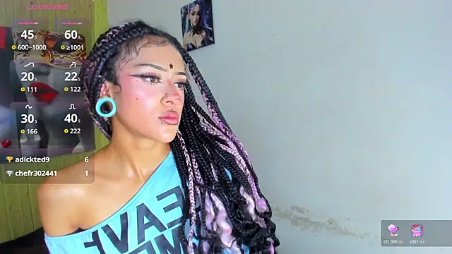 dolly_boob