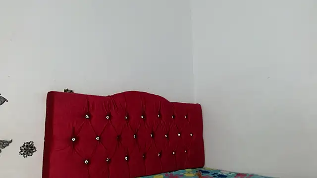 Isabella_Dirty_Candy