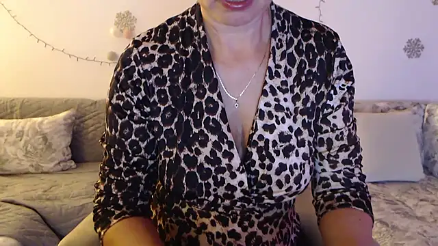 YourfantasyGiuly webcam