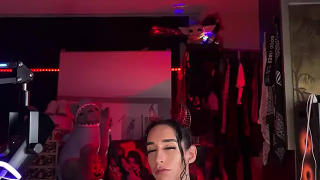 Model: xoFrankie