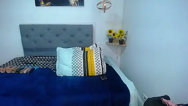 sasi_luna webcam
