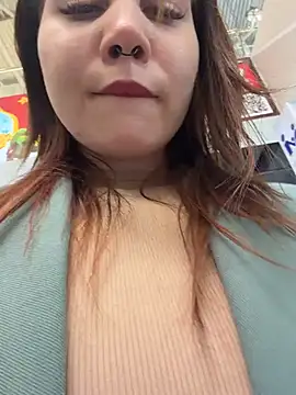 SlavicCandy webcam