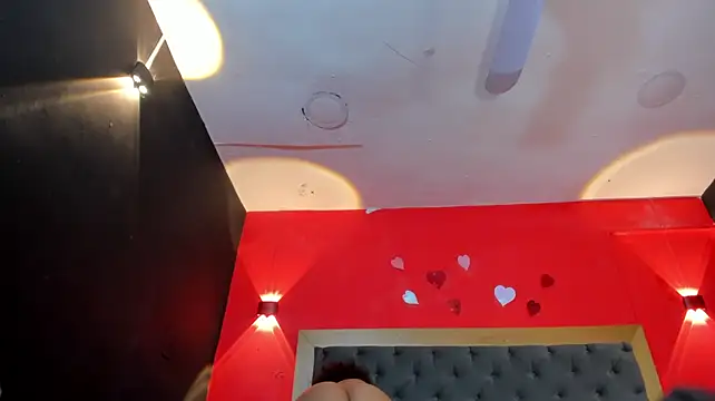 YayaHilton webcam
