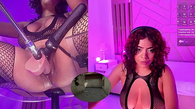 NinaCapelli webcam