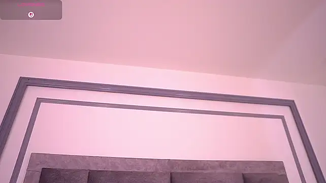 MiaKay1 webcam