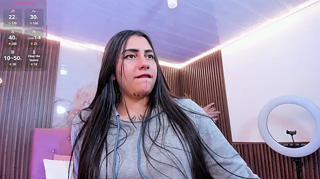 Kiara_tay